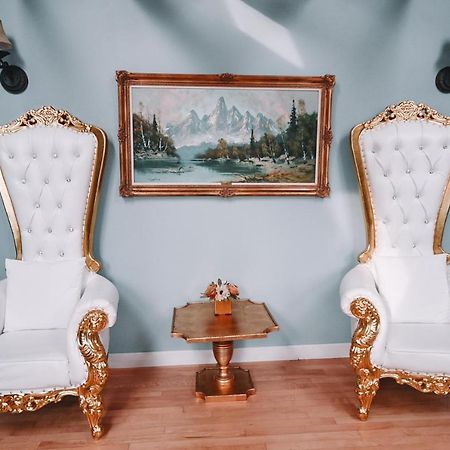 Bellas Castle Morden Bagian luar foto